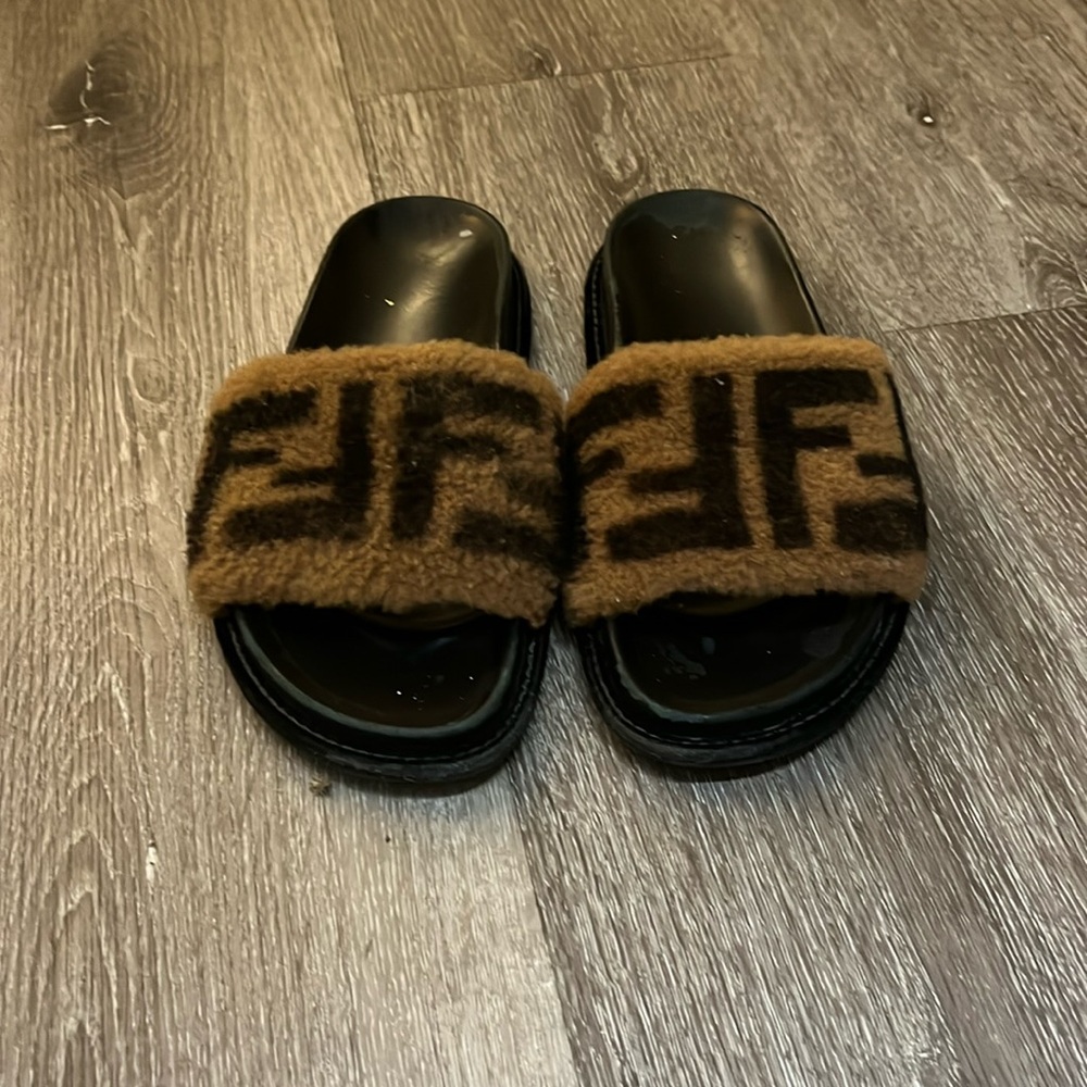Fendi FF fur slip ons size 7